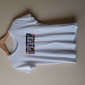 VS PINK T- shirt - white with navy floral block